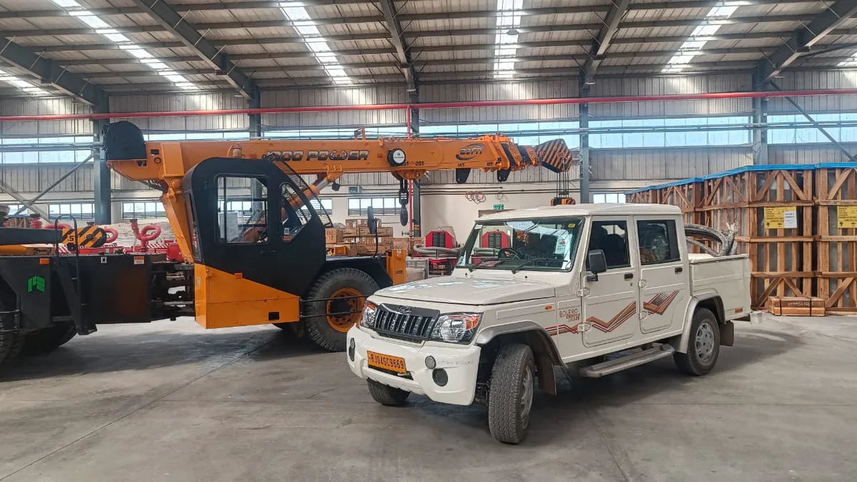 Project vehicle and equipment